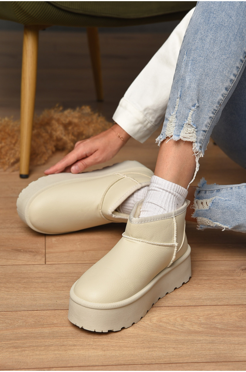 Уггі жіночі на хутрі молочного кольору 2025-53-2 204923