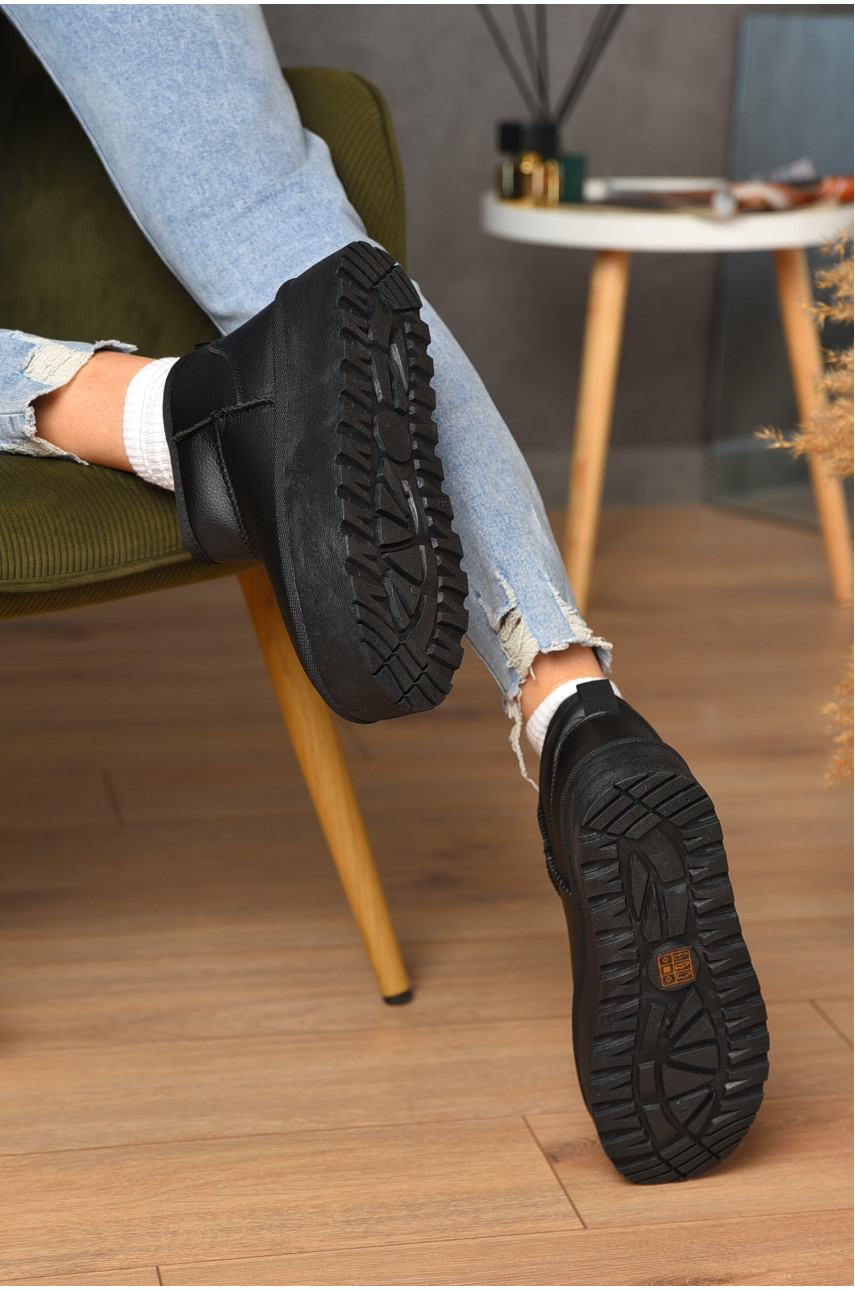 Уггі жіночі на хутрі чорного кольору 2025-53-1 204930