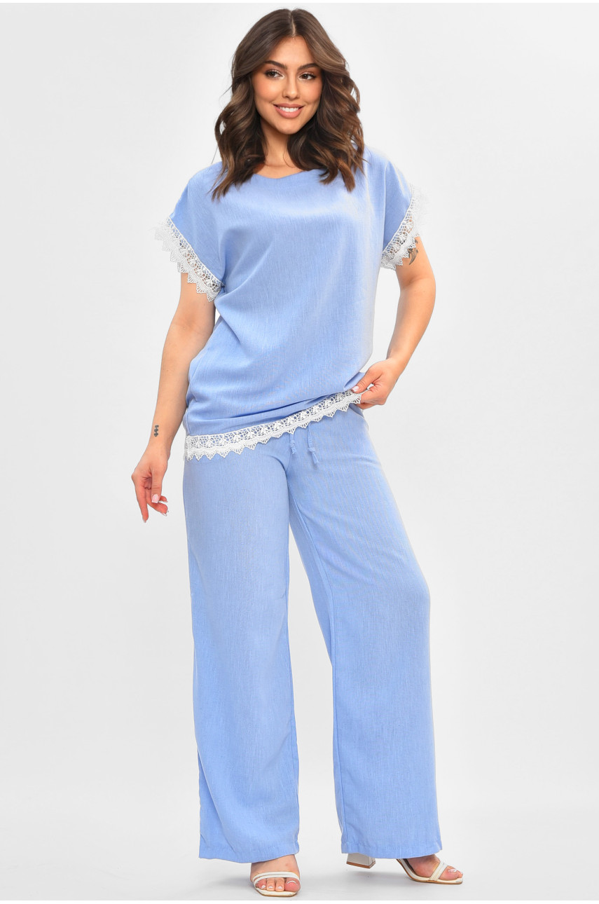 Костюм женский однотонный полубатальный голубого цвета 3010 204935