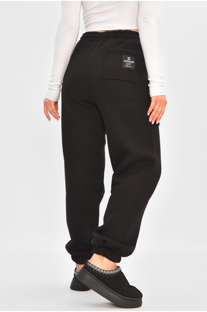 Спортивные штаны женские на флисе черного цвета 7600 205013