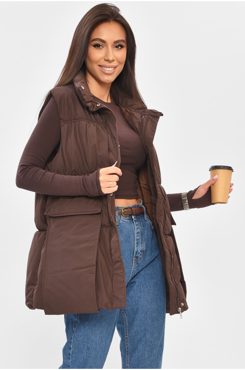 Жилетка женская однотонная коричневого цвета 515 205032 Жилетка женская однотонная коричневого цвета 515 205032