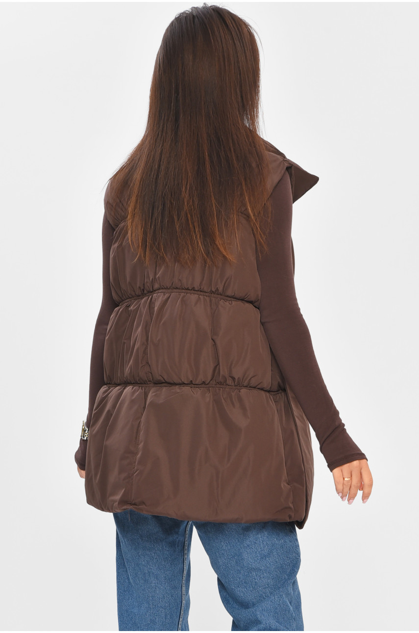 Жилетка женская однотонная коричневого цвета 515 205032 Жилетка женская однотонная коричневого цвета 515 205032
