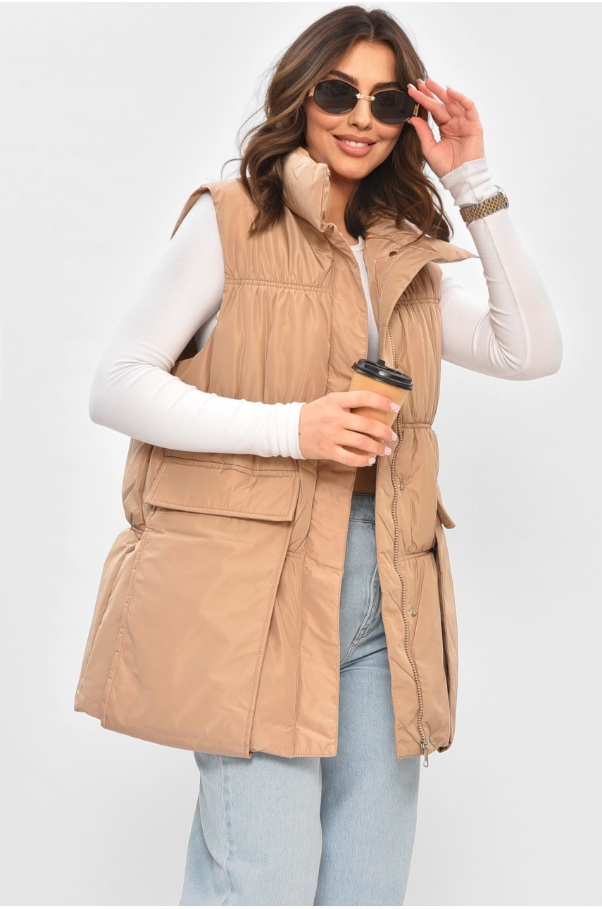 Жилетка женская однотонная бежевого цвета 515 205034