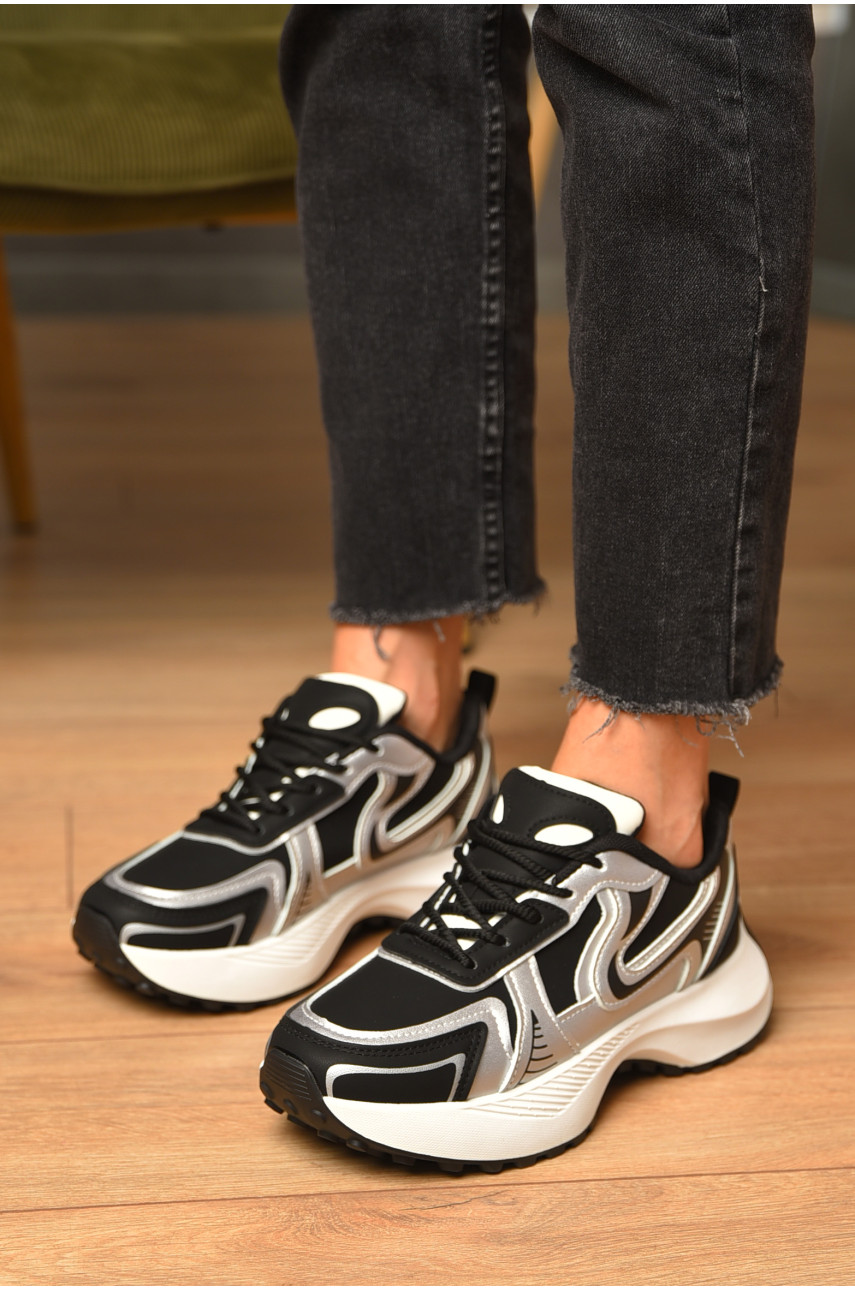 Кросівки жіночі чорного кольору К223 205060