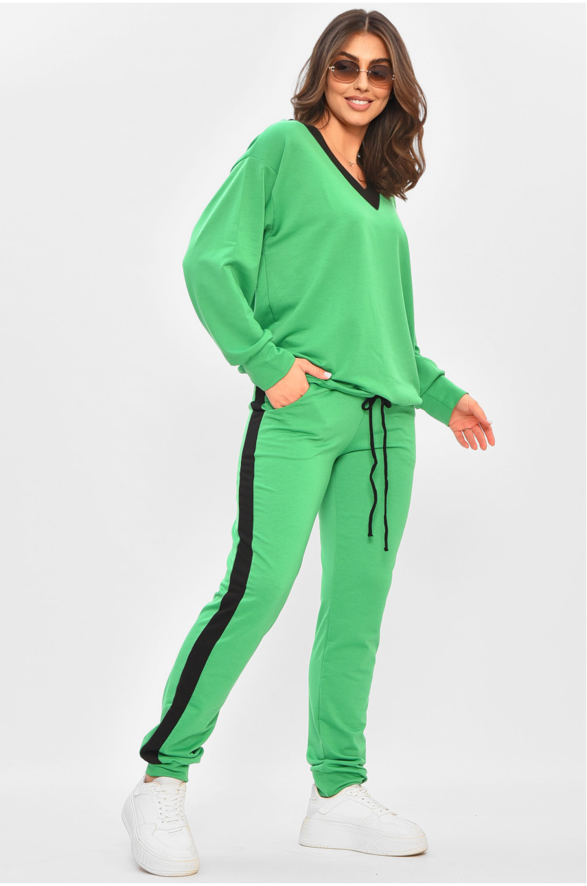 Костюм женский однотонный светло-зеленого цвета 409 205087