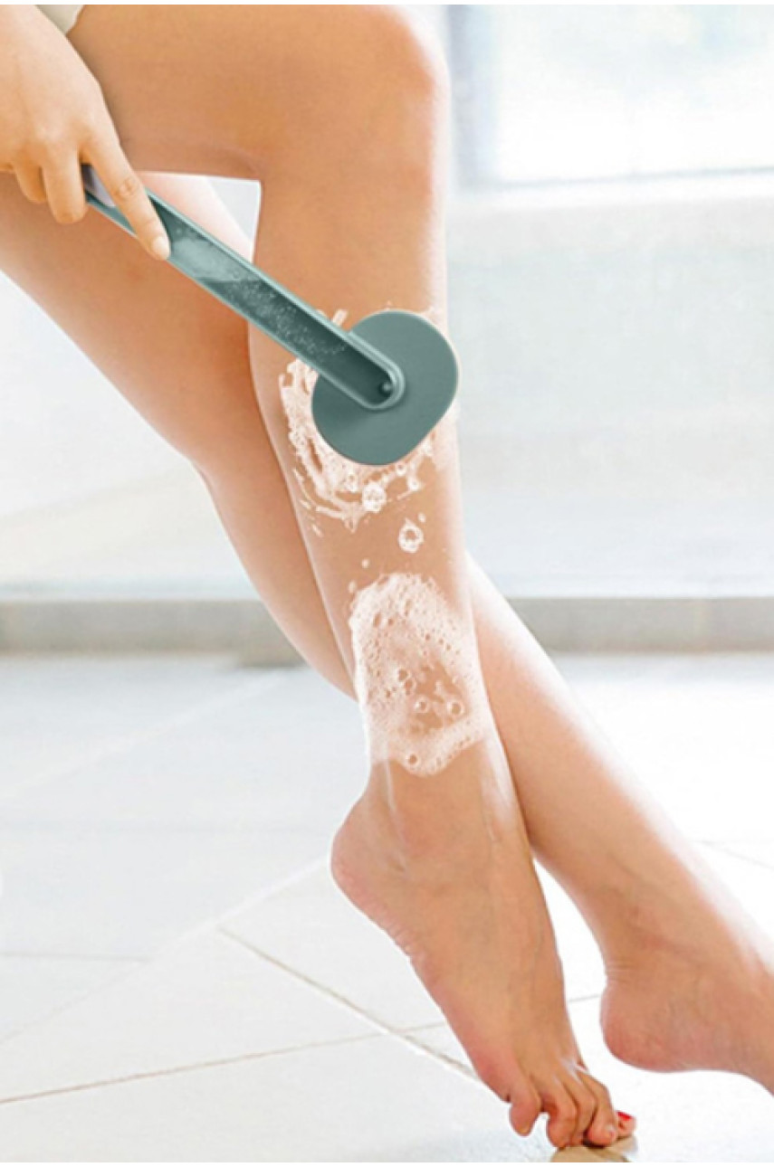 Длинная щетка для душа с дозатором 205452