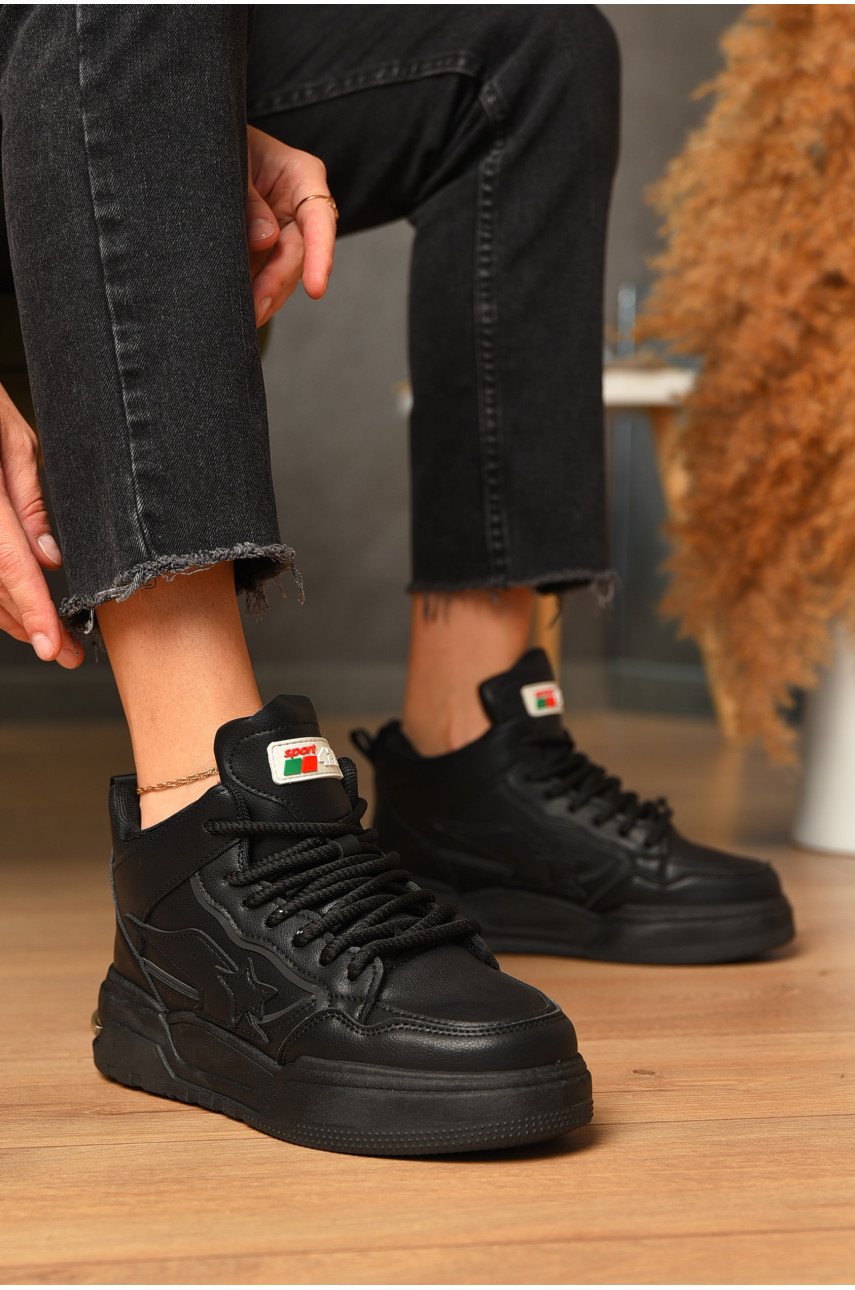 Кросівки жіночі зимові чорного кольору на шнурівці 106-5 205491