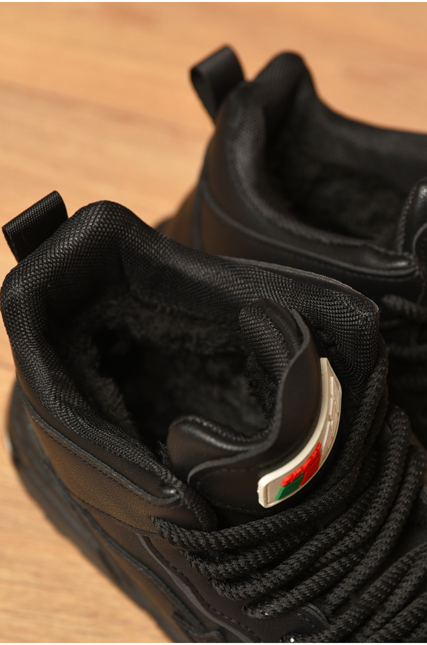 Кросівки жіночі зимові чорного кольору на шнурівці 106-5 205491 Кросівки жіночі зимові чорного кольору на шнурівці 106-5 205491