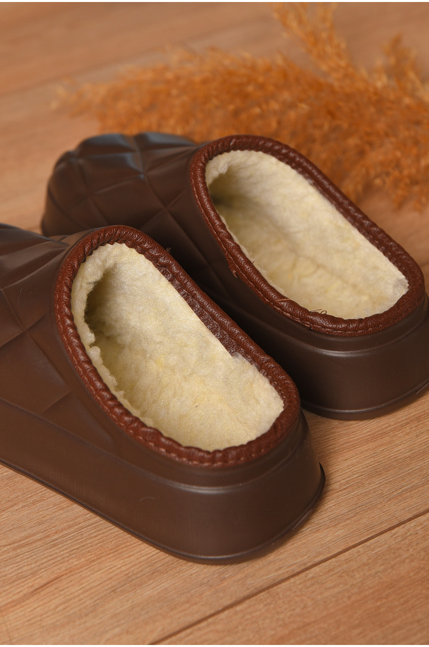 Калоші жіночі без задника утеплені коричневого кольору 602 205555 Калоші жіночі без задника утеплені коричневого кольору 602 205555