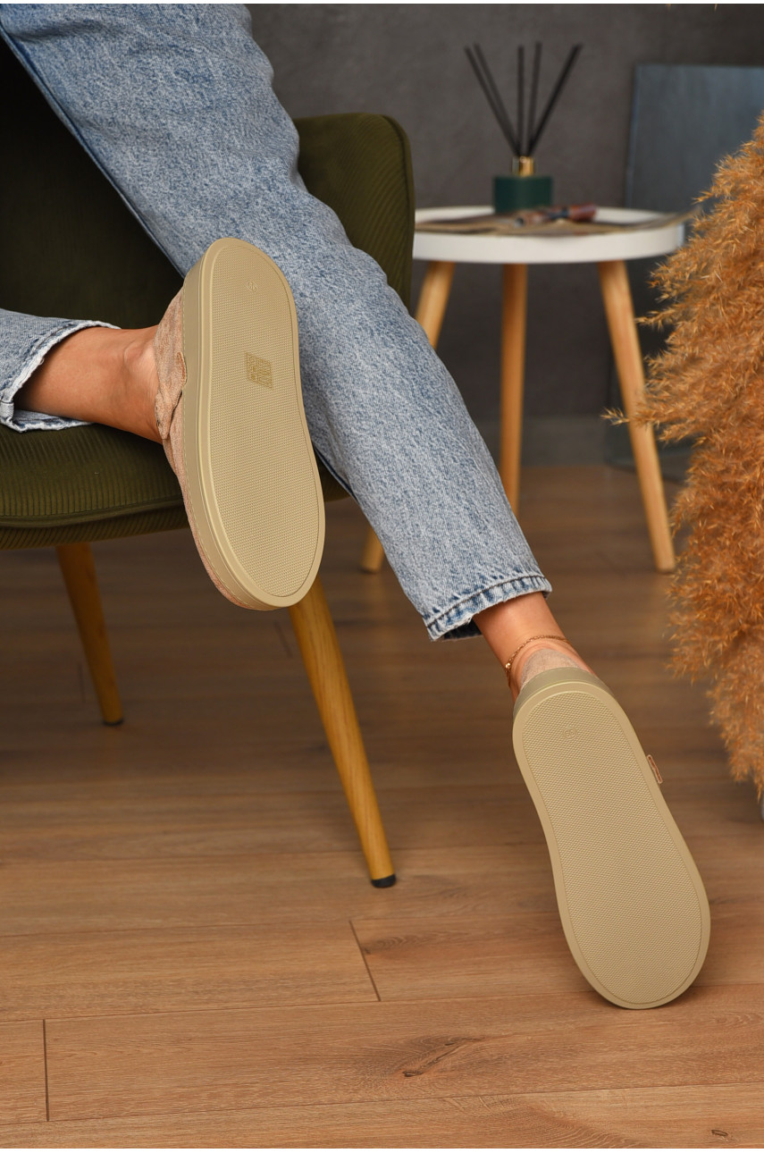 Лофери жіночі бежевого кольору Е396-6 205632