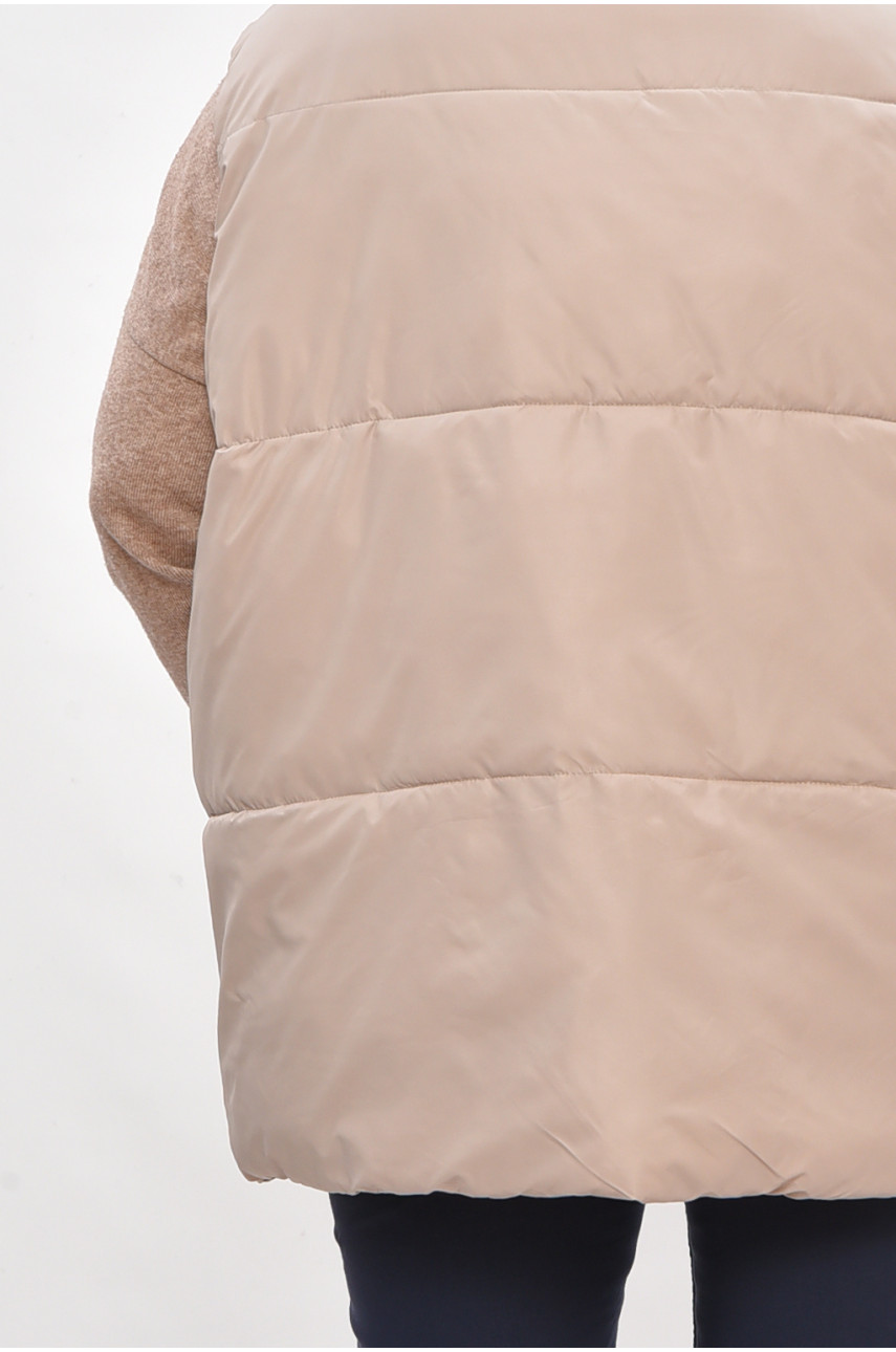 Жилетка женская батал демисезонная светло-серого цвета 618 206033