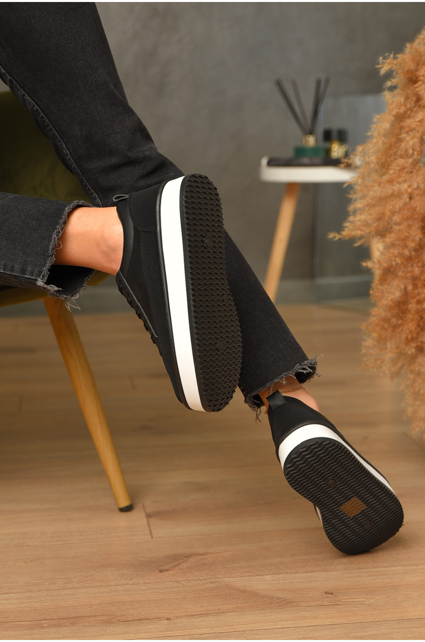 Кроссовки женские черного цвета на шнуровке К216 206071