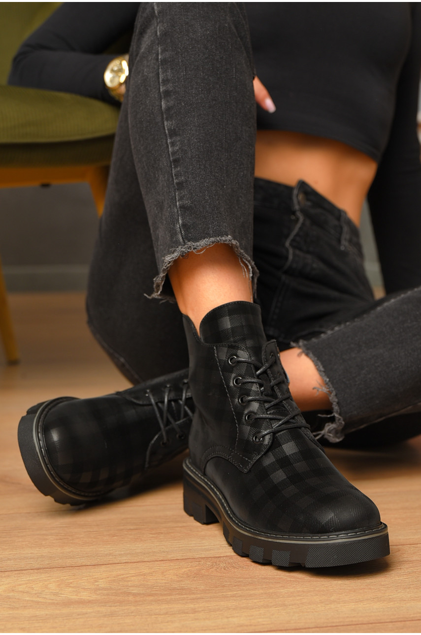 Ботинки женские демисезонные черного цвета 3006-1в 206236