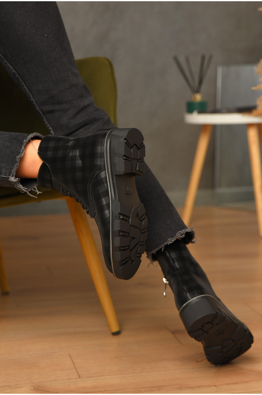 Ботинки женские демисезонные черного цвета 3006-1в 206236