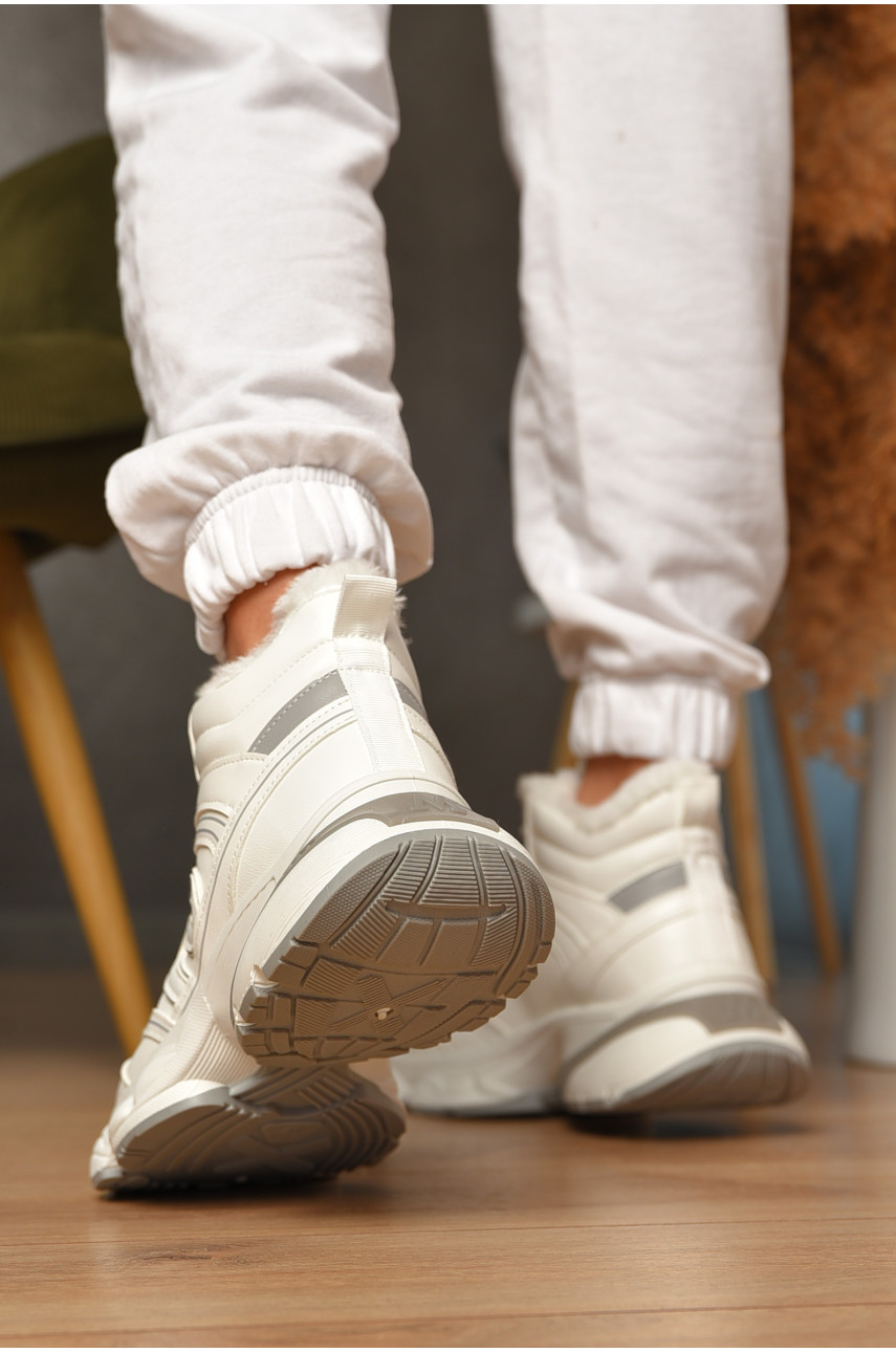 Кросівки жіночі білого кольору на хутрі К907 206407