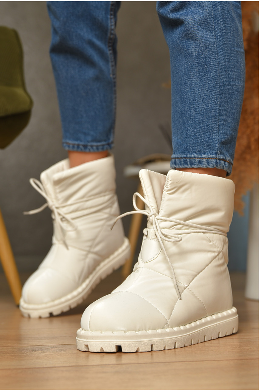 Дутики женские на меху белого цвета 88609-2 206436