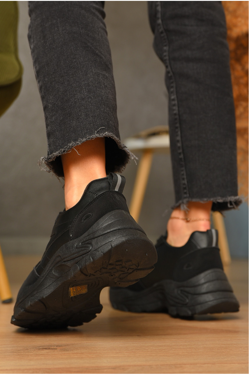 Кросівки жіночі чорного кольору на шнурівці 185-93 206563 Кросівки жіночі чорного кольору на шнурівці 185-93 206563