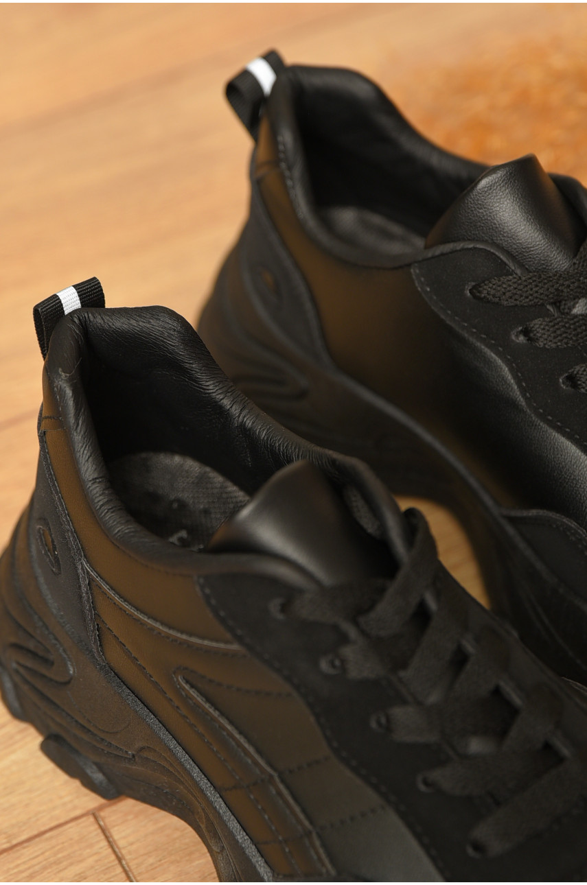 Кросівки жіночі чорного кольору на шнурівці 185-93 206563 Кросівки жіночі чорного кольору на шнурівці 185-93 206563