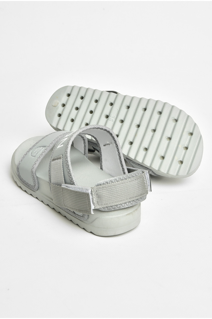 Сандалі жіночі сірого кольору 2211 206660