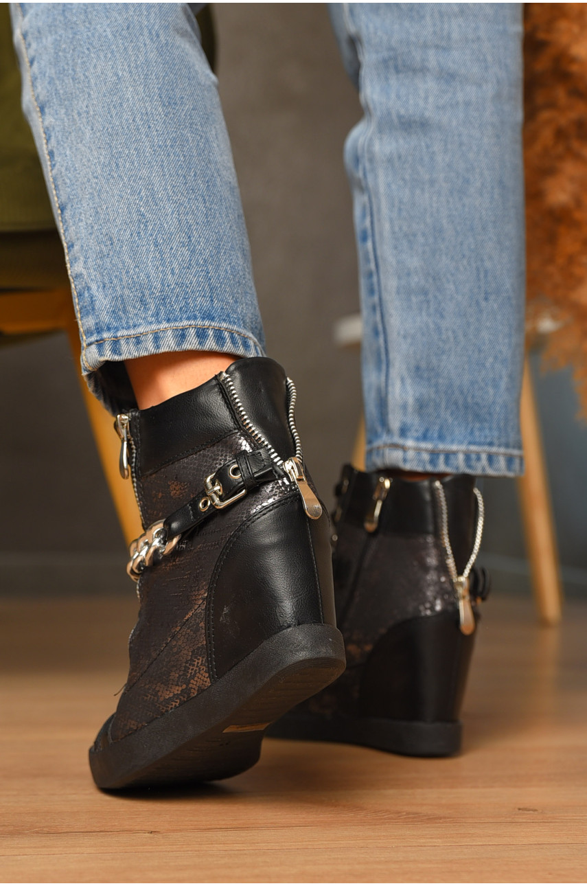 Кроссовки-сникерсы женские черного цвета на шнуровке 8300 206720