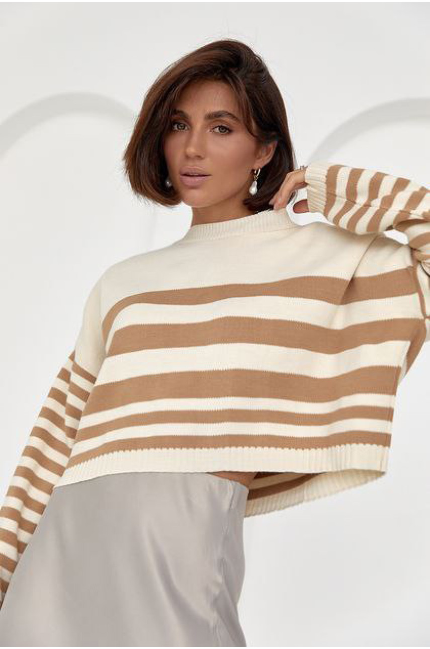 Светр жіночий бежевого кольору 207026