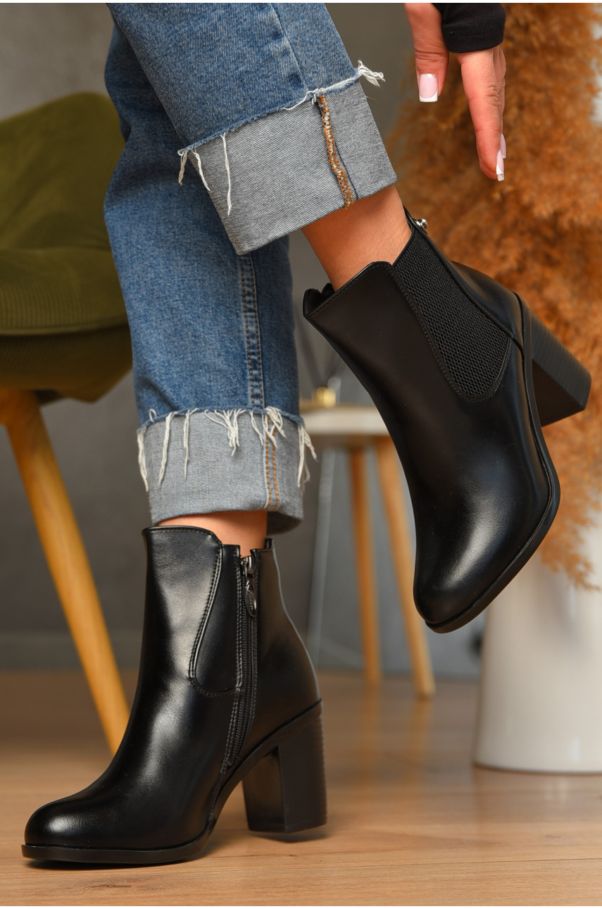 Ботинки женские демисезонные черного цвета 9100 207270