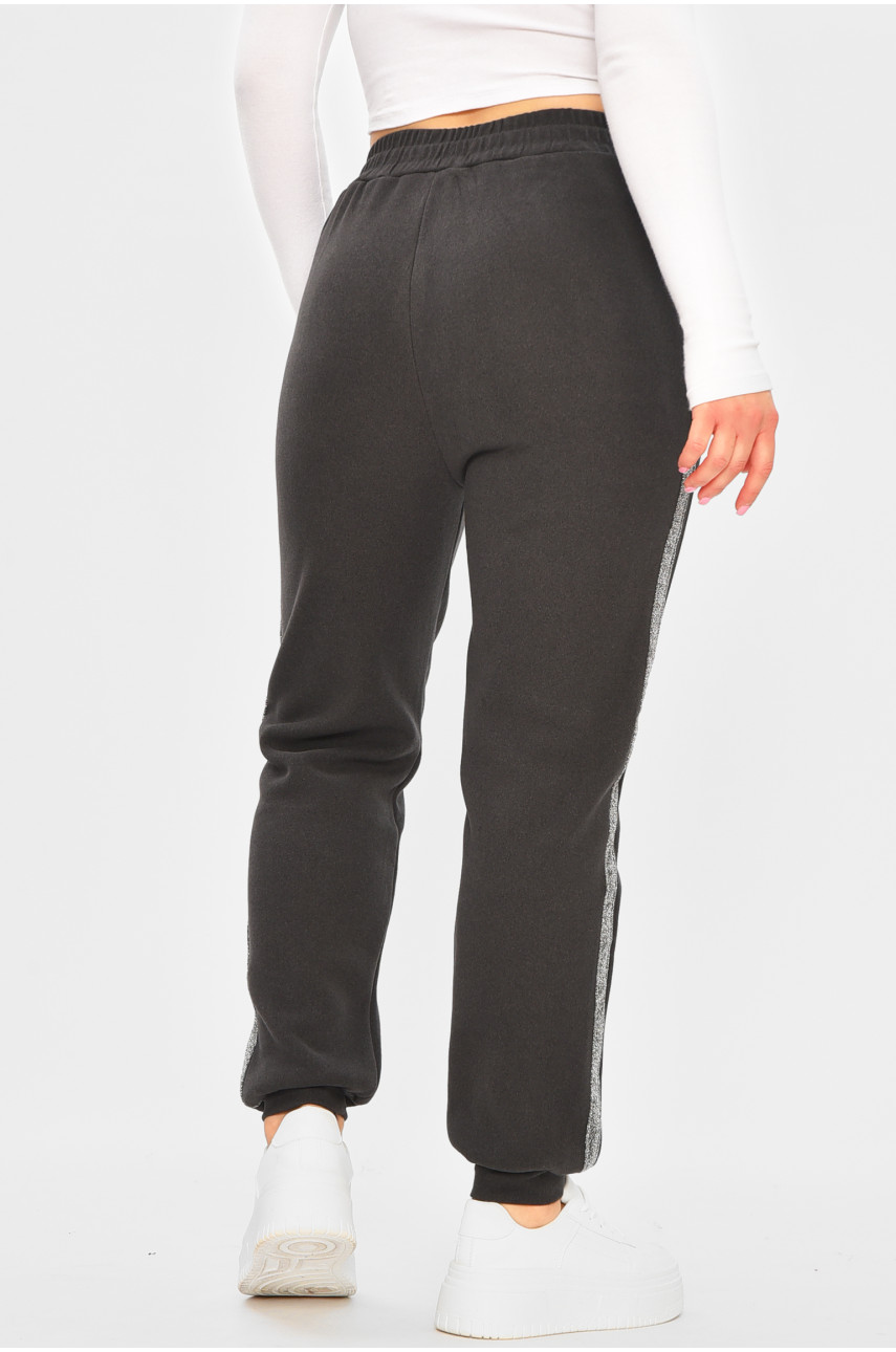 Спортивные штаны женские на искусственном меху тёмно-серого цвета K1126 207316 Спортивные штаны женские на искусственном меху тёмно-серого цвета K1126 207316