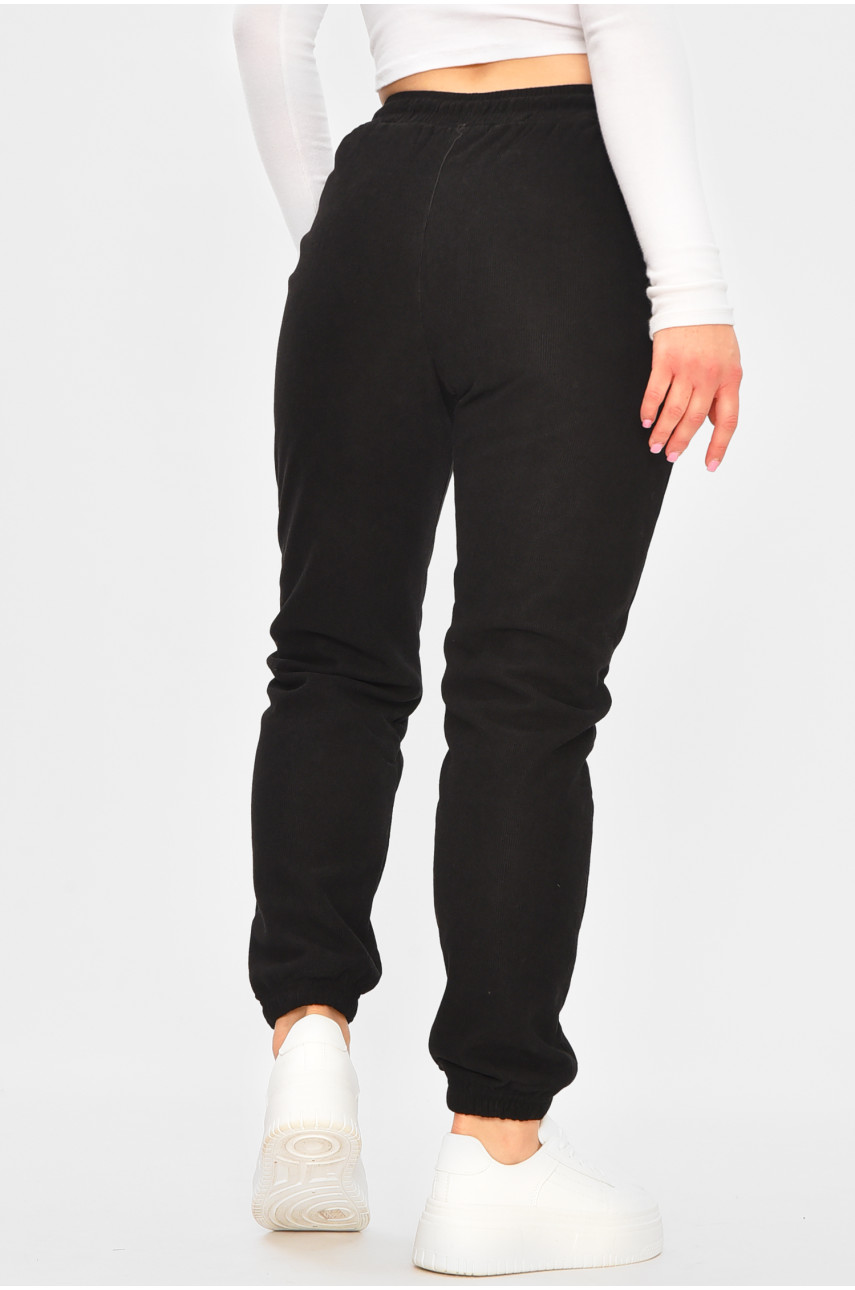 Спортивные штаны женские на искусственном меху черного цвета 9160-2 207326 Спортивные штаны женские на искусственном меху черного цвета 9160-2 207326