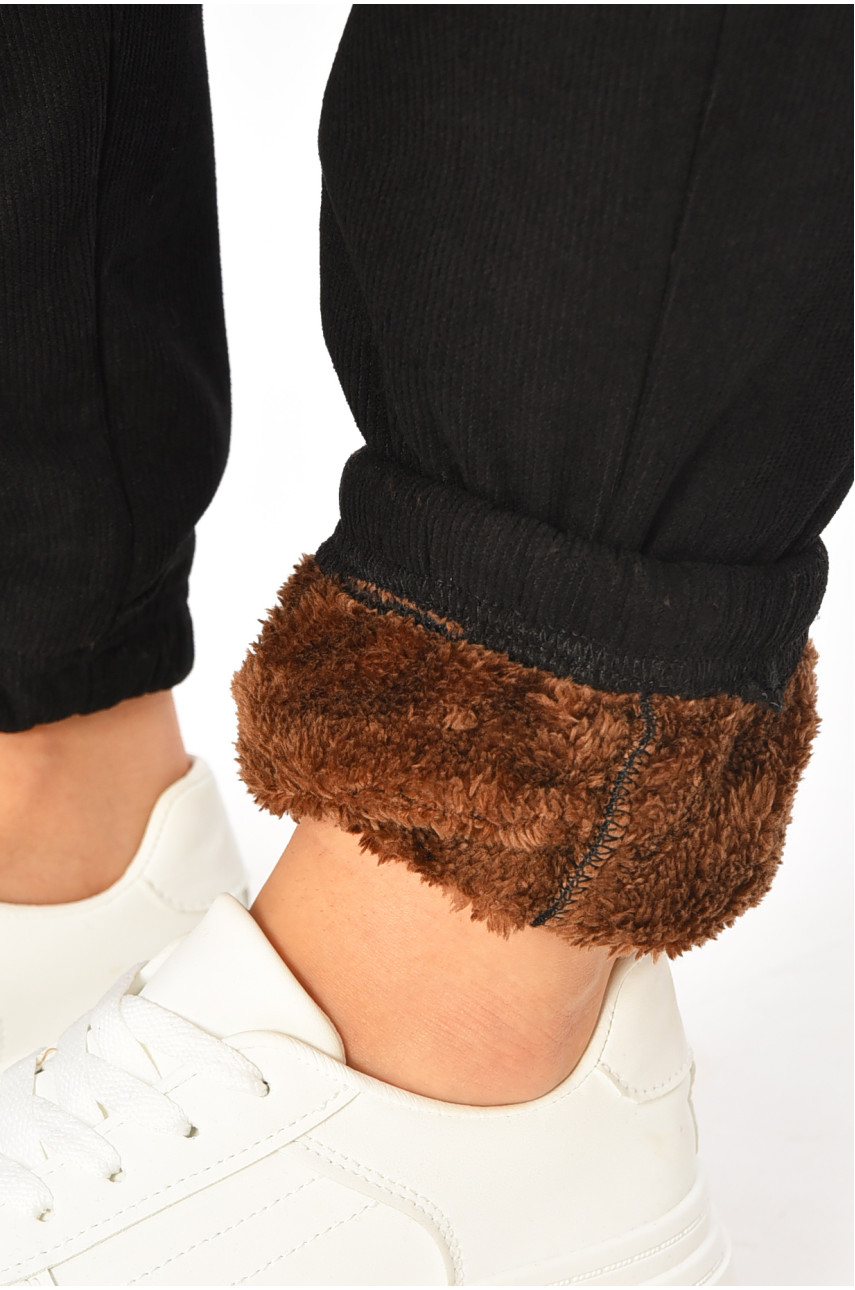 Спортивные штаны женские на искусственном меху черного цвета 9160-2 207326 Спортивные штаны женские на искусственном меху черного цвета 9160-2 207326