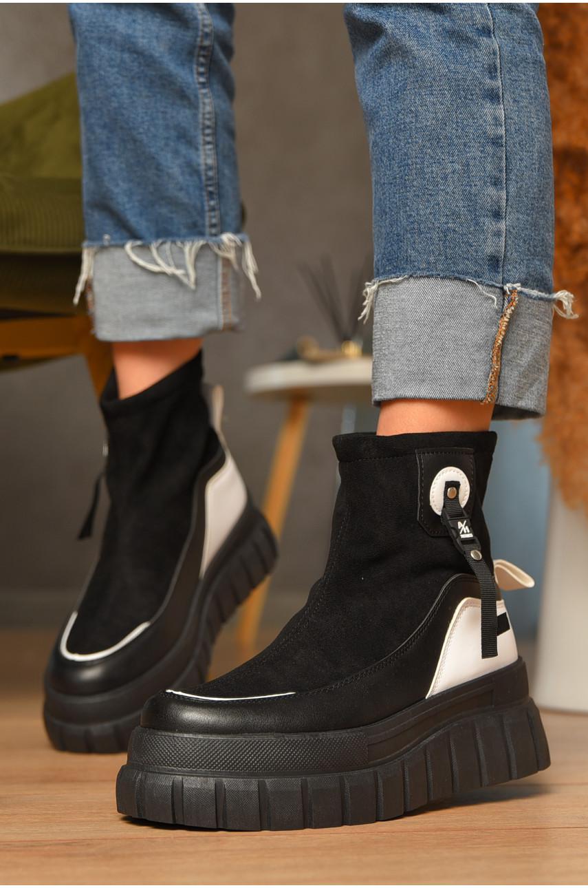 Ботинки женские демисезонные черно-белого цвета JP15 207377