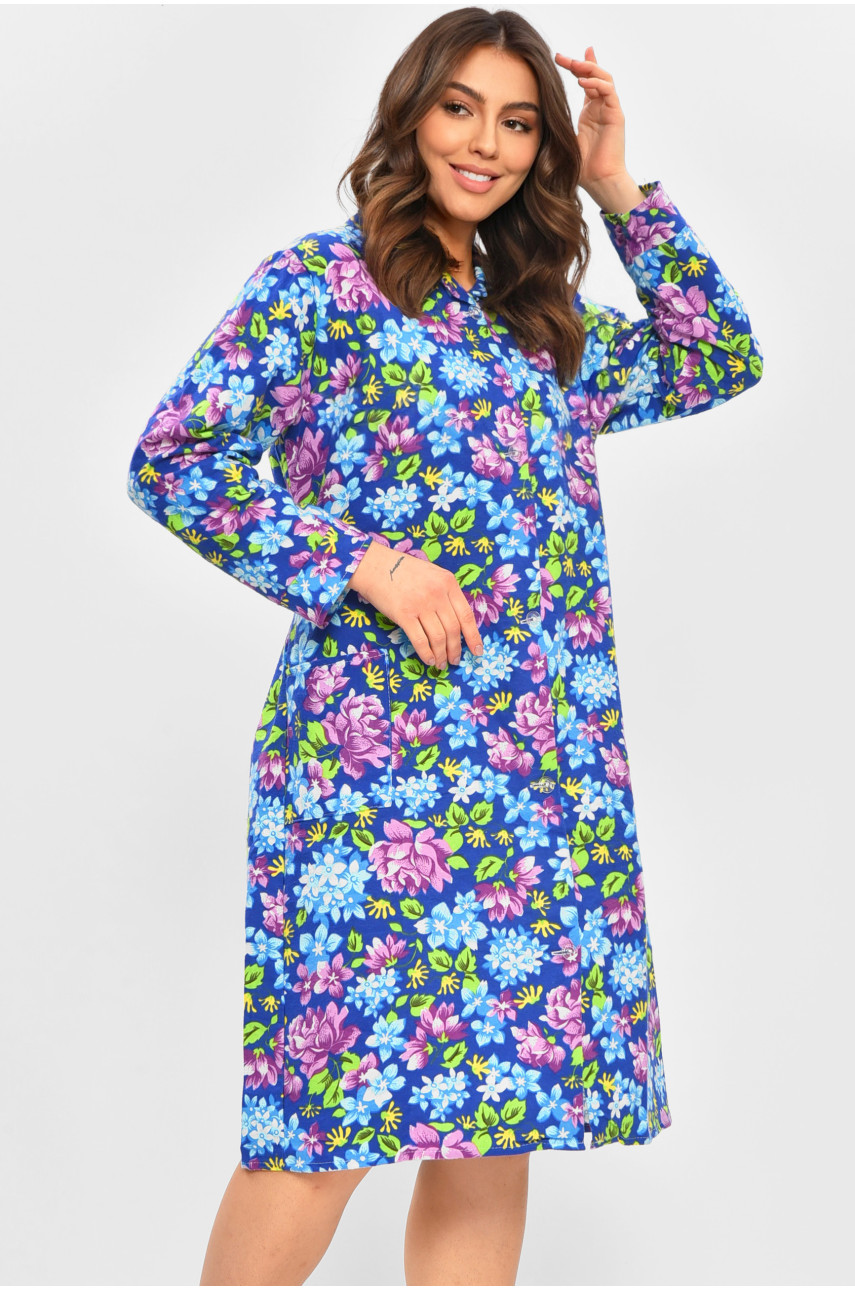 Халат женский байковый батальный синего цвета с цветочным принтом 207381