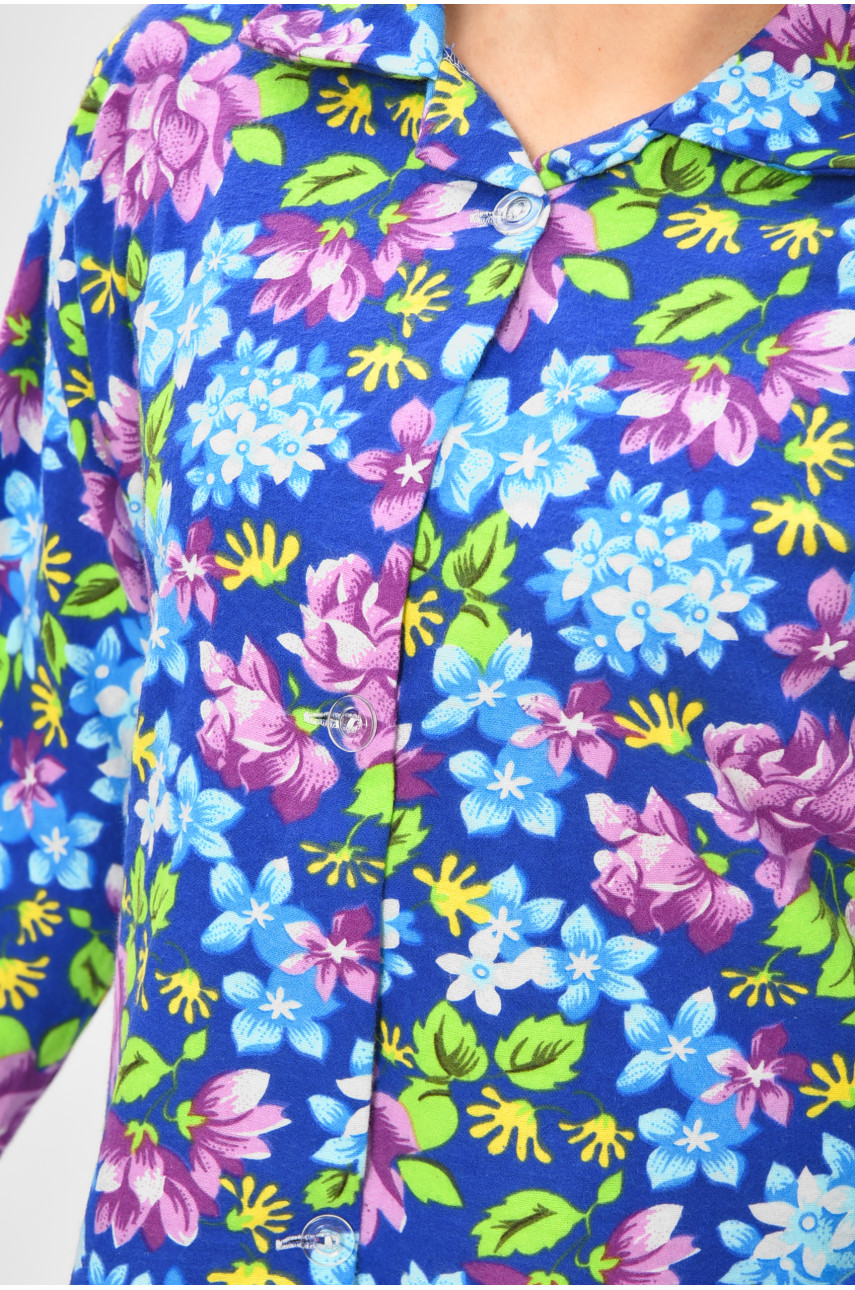 Халат женский байковый батальный синего цвета с цветочным принтом 207381