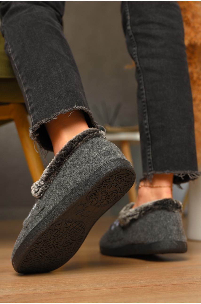 Капці жіночі на хутрі сірого кольору з візерунком 2210 207398