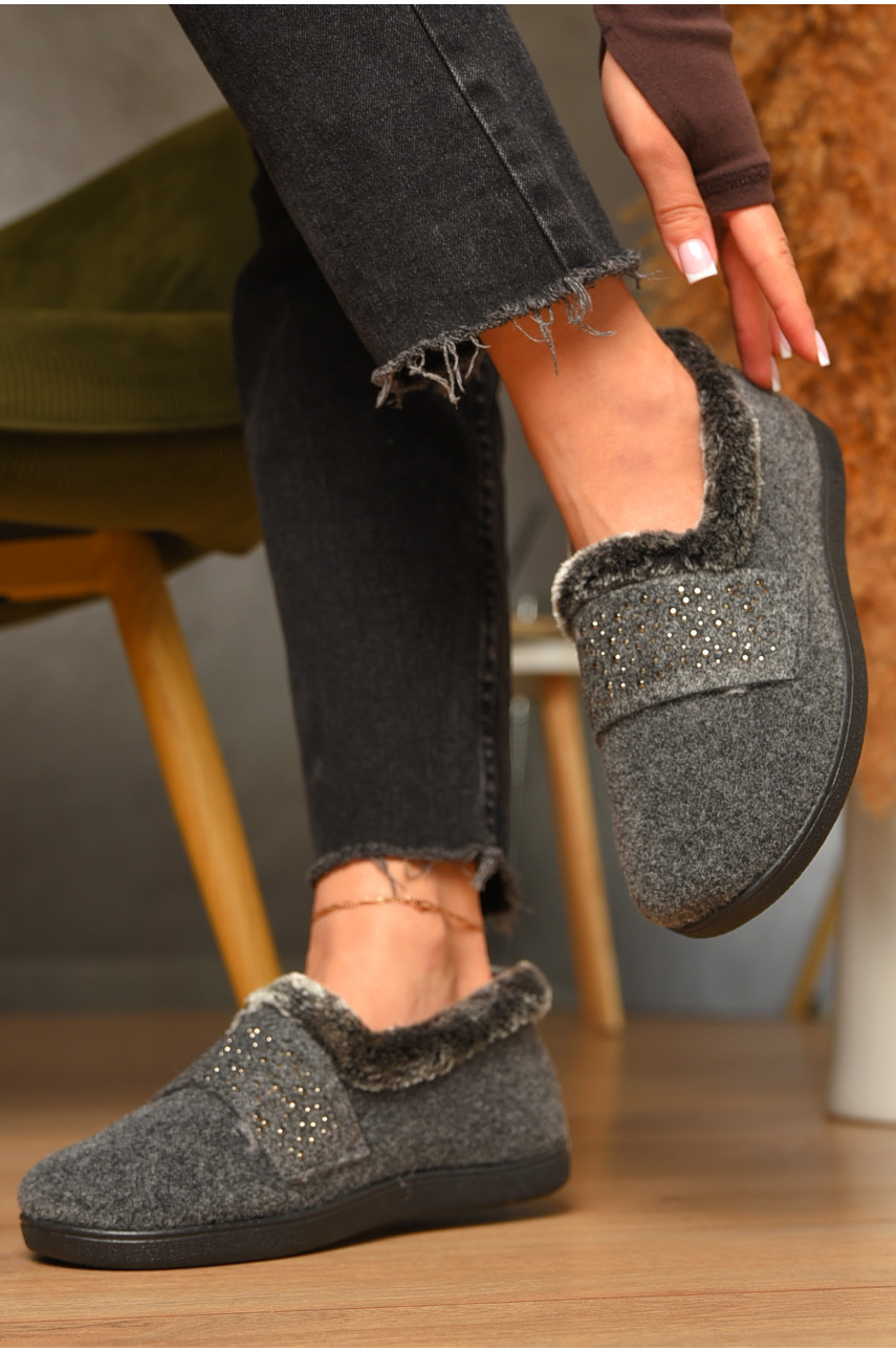 Капці жіночі на хутрі сірого кольору з візерунком 2210 207403