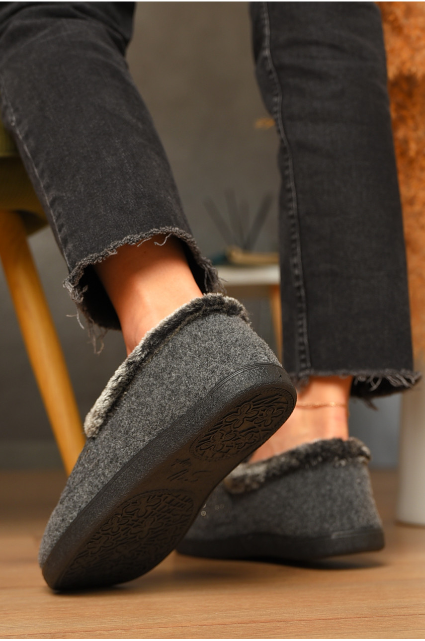Капці жіночі на хутрі сірого кольору з візерунком 2210 207403