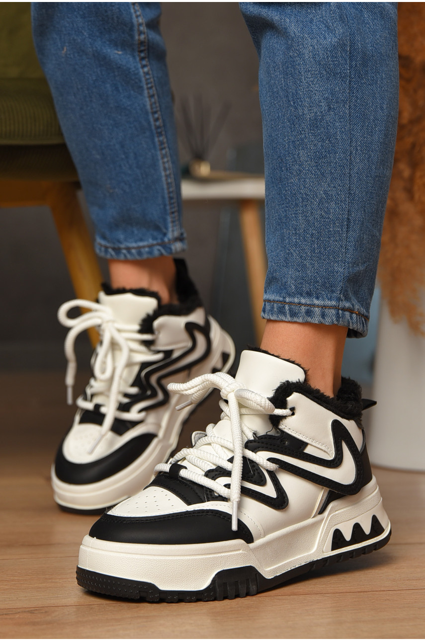 Кроссовки женские бело-черного цвета на меху К906 207643
