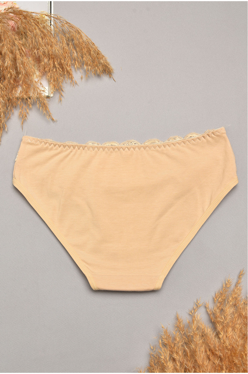 Трусы женские бежевого цвета с гипюровыми вставками 7882 207820