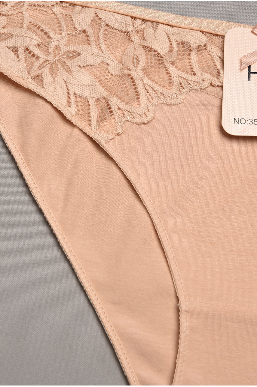 Трусы женские бежевого цвета с гипюровыми вставками 35212 207841
