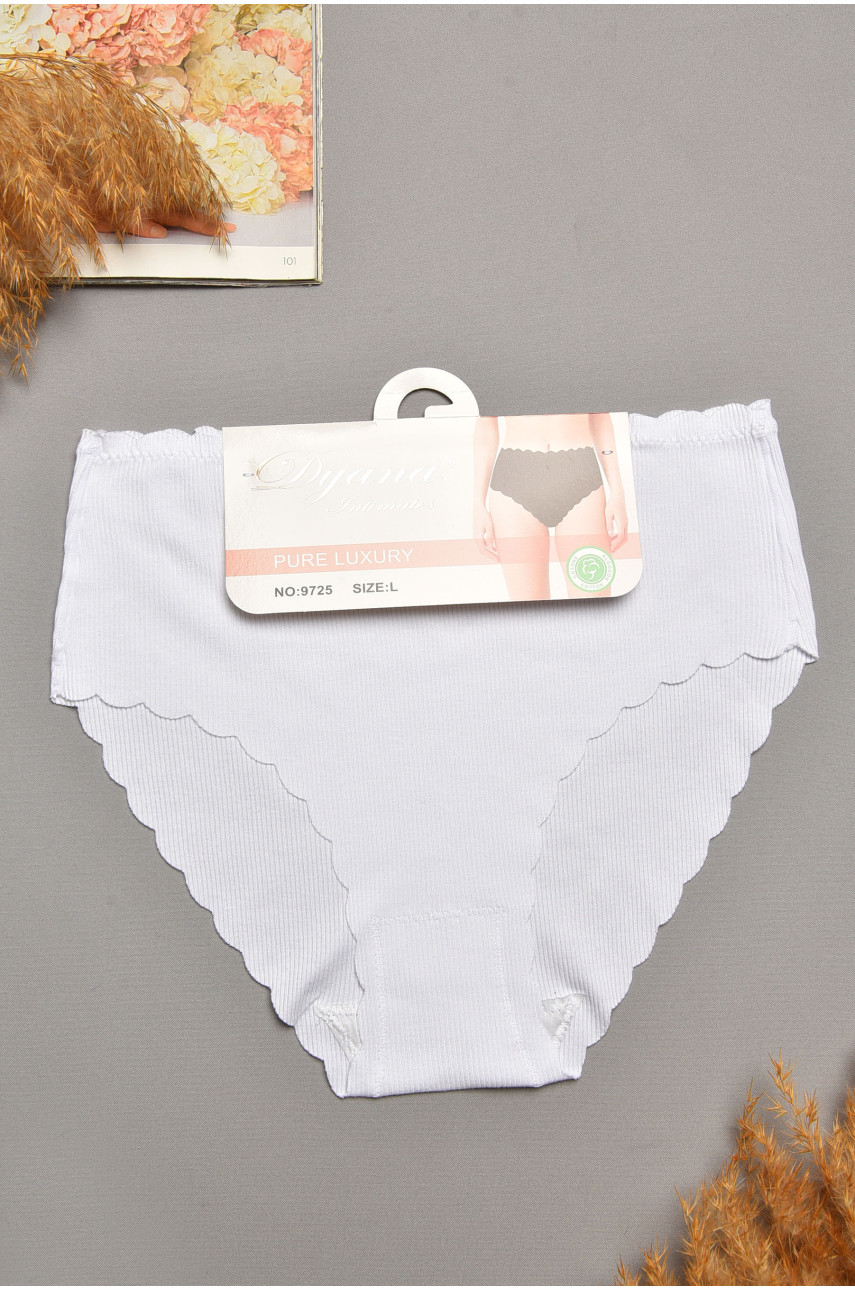 Трусы женские полубатальные белого цвета 9725 207943