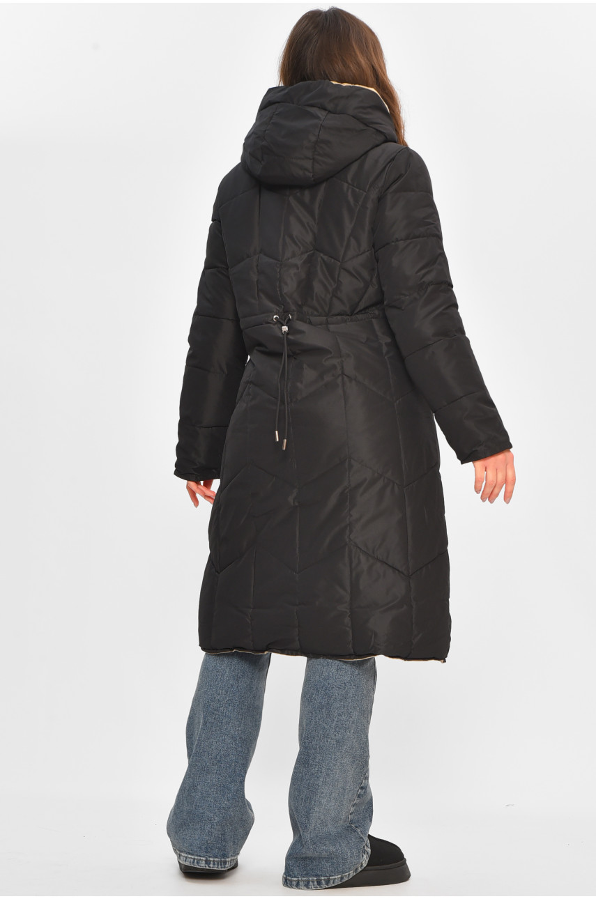 Куртка женская удлиненная зимняя черного цвета 24115 208042