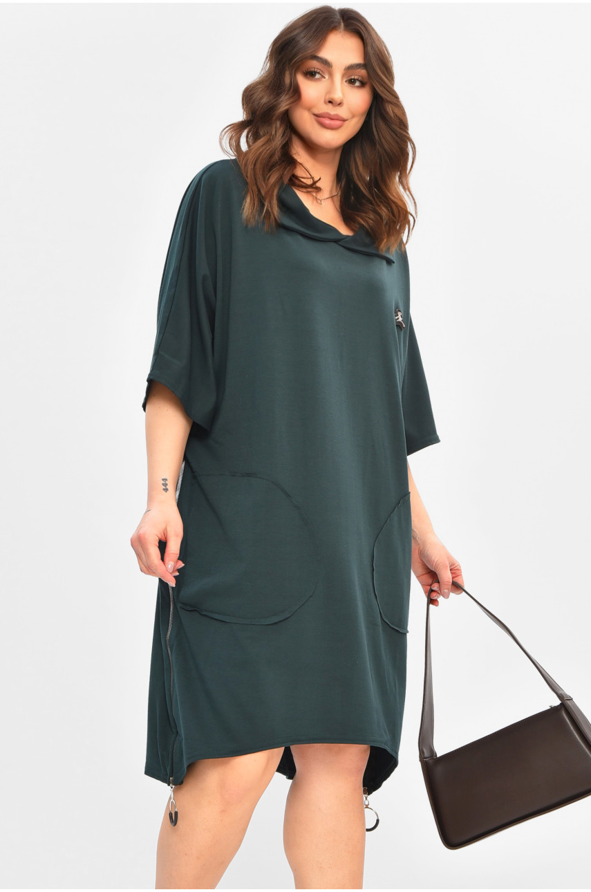 Платье женское полубатальное темно-зеленого цвета 8236 208098