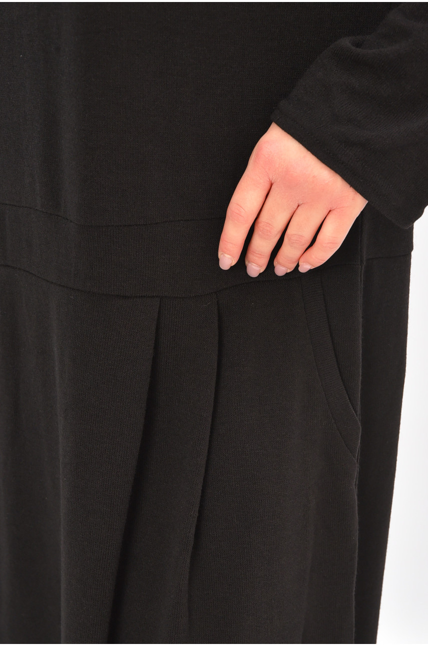 Сукня жіноча однотонна напівбатальна чорного кольору 8272 208189