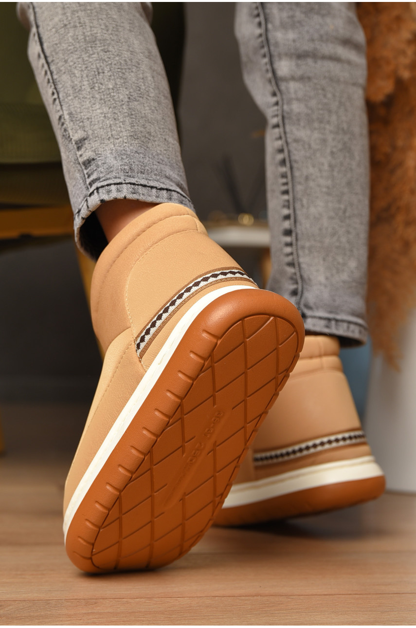 Угги женские на меху бежевого цвета 9700-8 208258