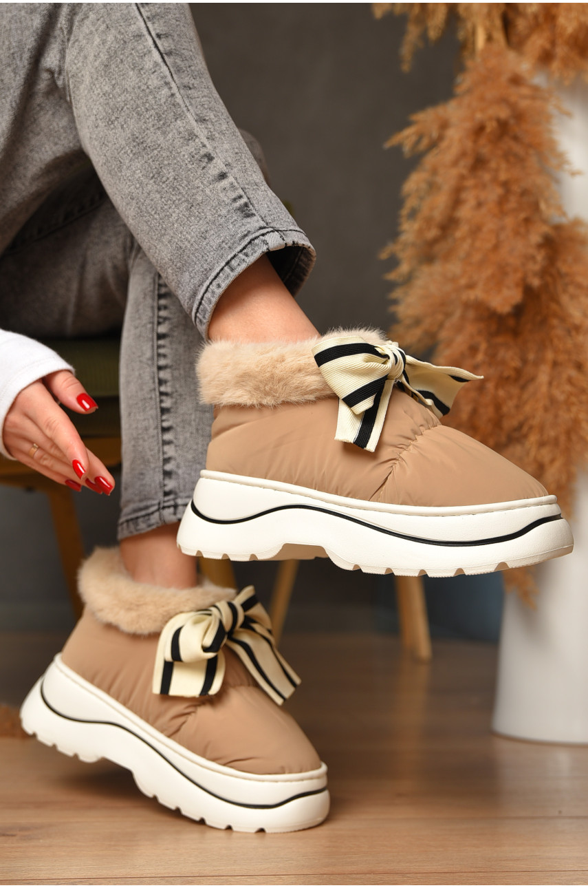 Угги женские на меху бежевого цвета 16-2 208261