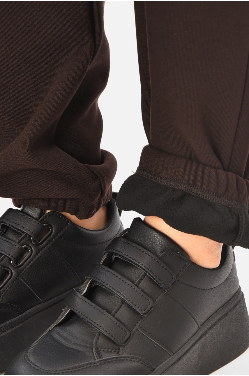 Спортивные штаны женские на флисе тёмно-коричневого цвета А2109-2 208421