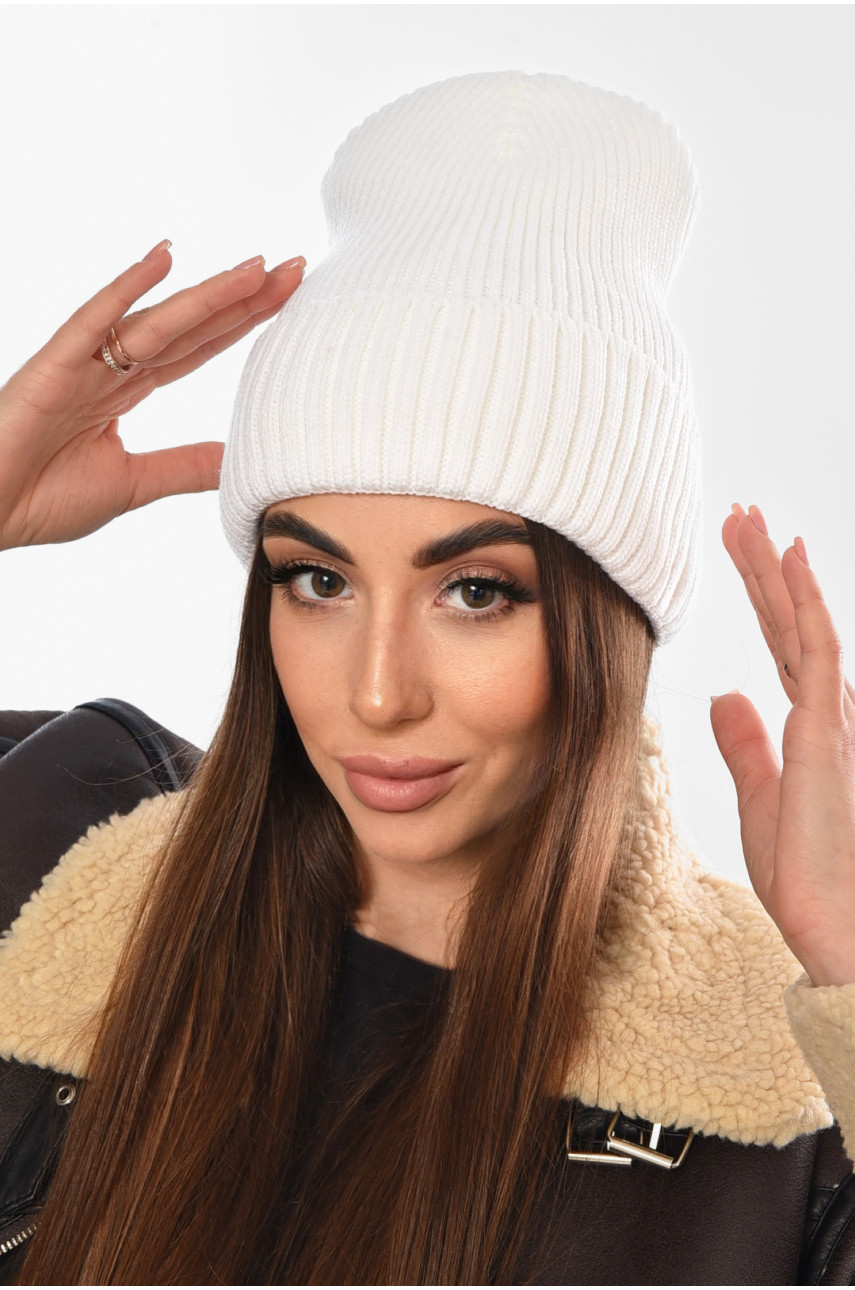 Шапка женская на флисе белого цвета 208460