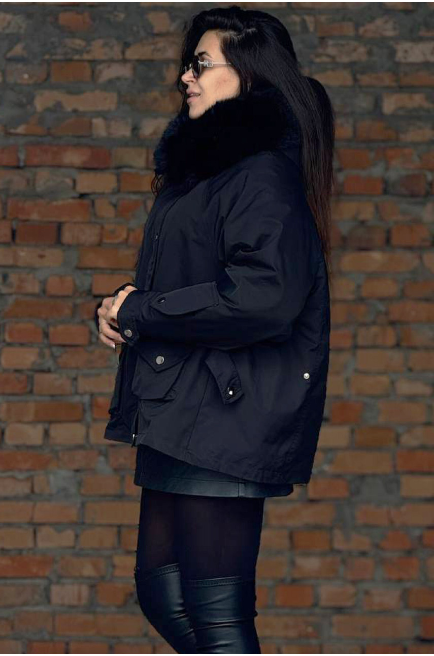 Куртка женская черного цвета 1060 208492