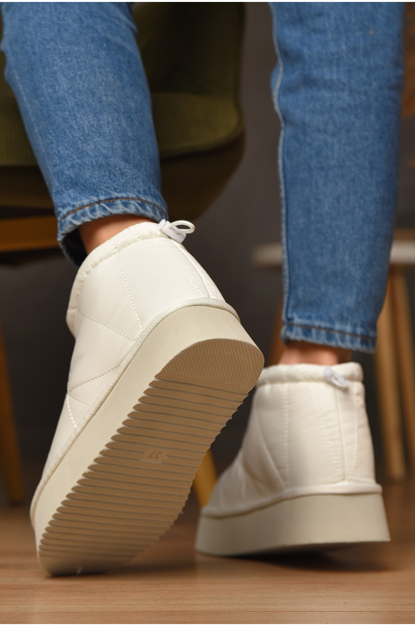 Уггі жіночі на хутрі білого кольору А808-23 208519