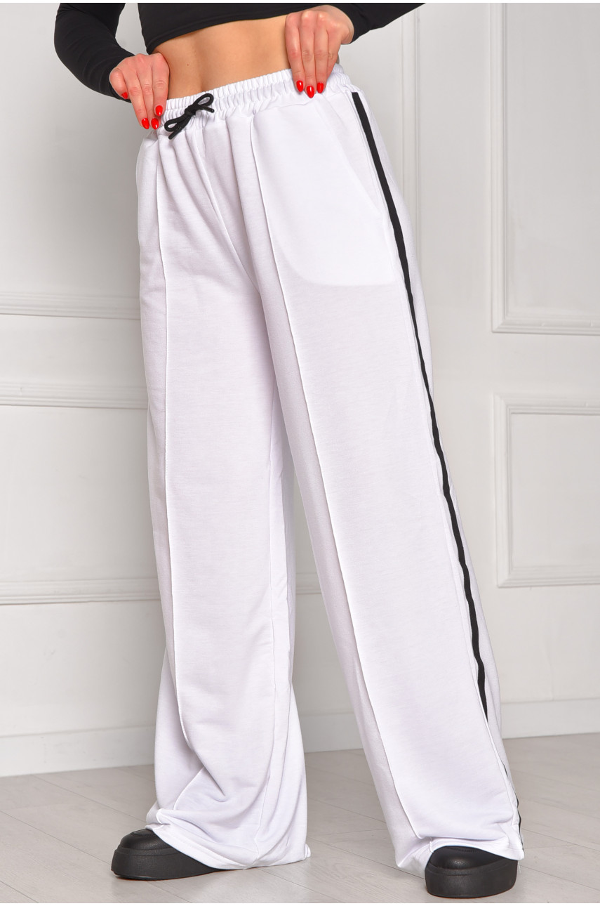 Спортивные штаны женские однотонные белого цвета 1728 208605