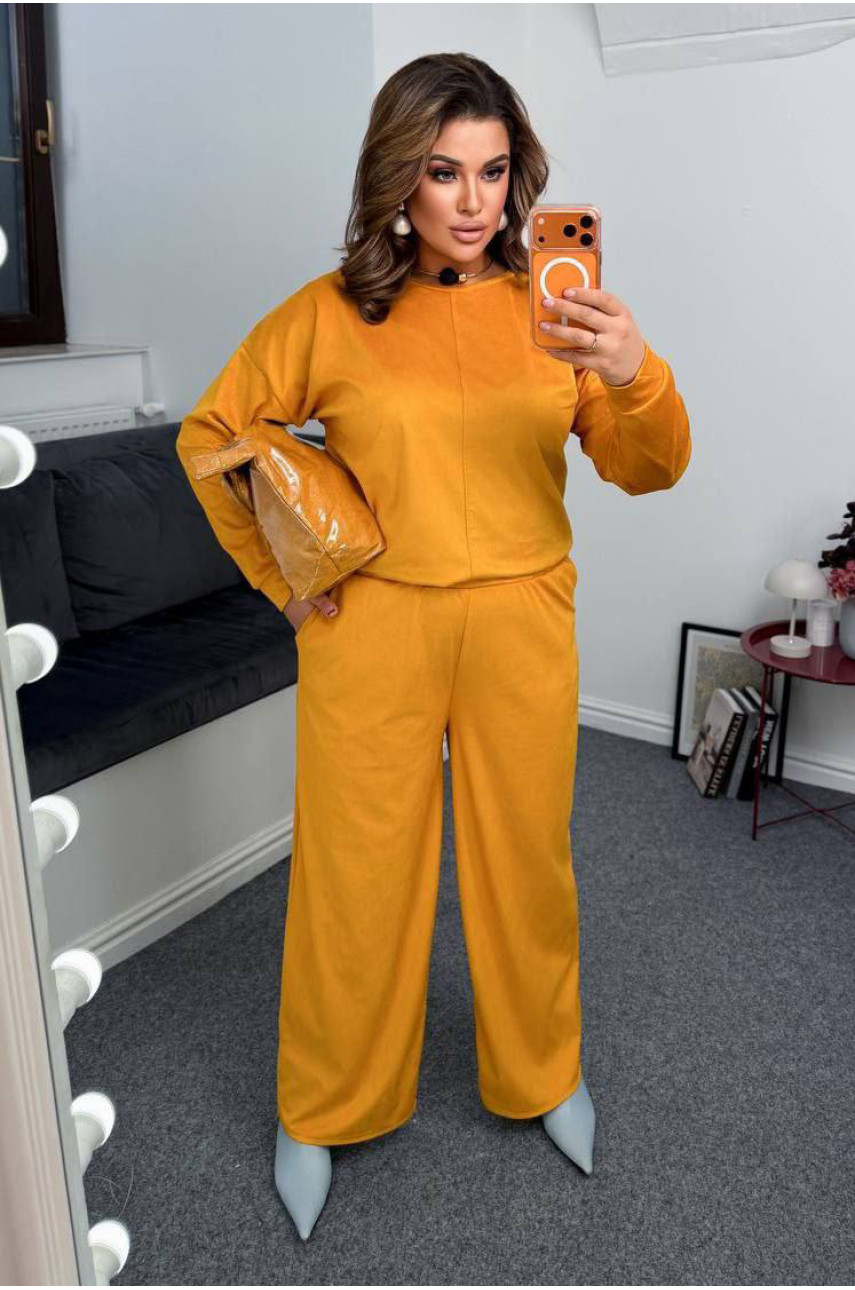 Костюм женский полубатальный горчичного цвета 7854 208640